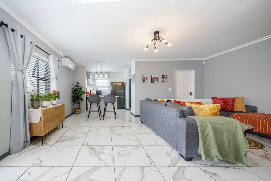 3 Bedroom Property for Sale in Annandale Western Cape